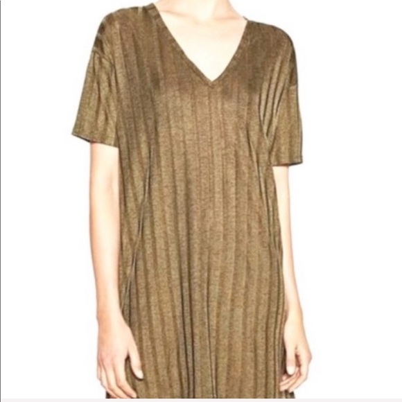 2/$20🌸 Zara Metallic Ribbed Split Side Knit Tunic - Picture 4 of 8